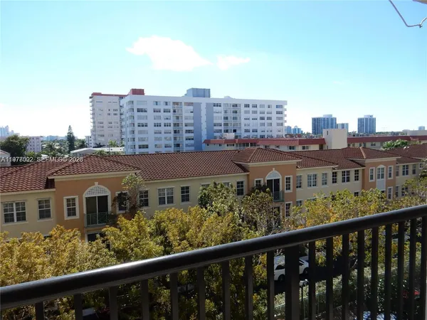 $2,190 | 2049 South Ocean Drive, Unit 503, Hallandale Beach, FL 33009