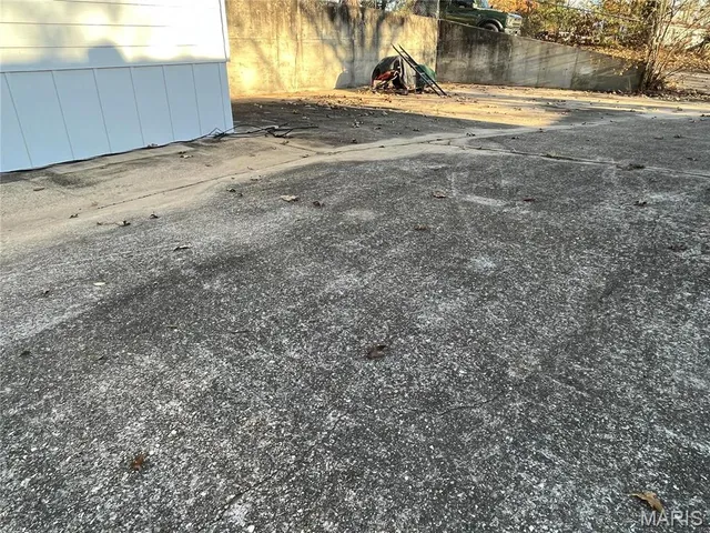 $129,900 | 21987 Teak Lane, St. Robert, MO 65584