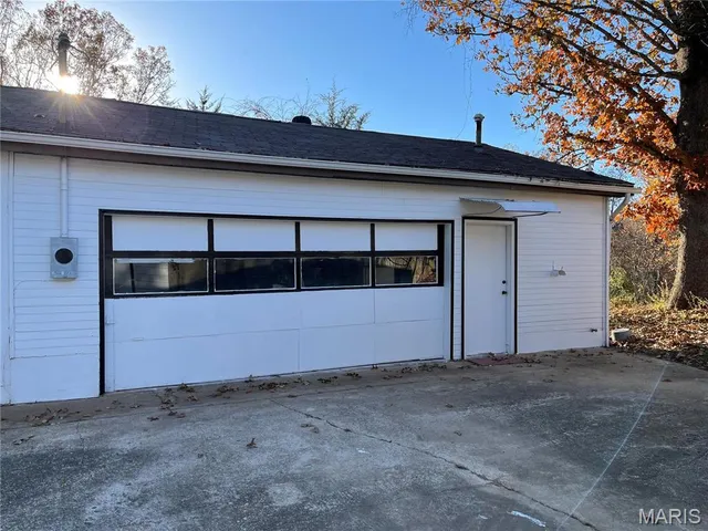 $129,900 | 21987 Teak Lane, St. Robert, MO 65584