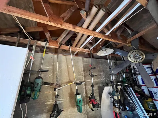 $129,900 | 21987 Teak Lane, St. Robert, MO 65584