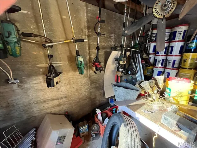 $129,900 | 21987 Teak Lane, St. Robert, MO 65584