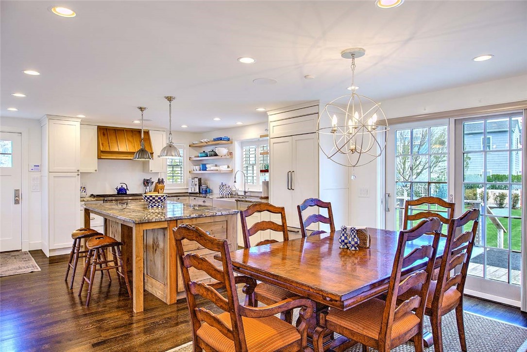 228 Bonnet Point Road Narragansett, RI 02882 - Photo 21 of 40