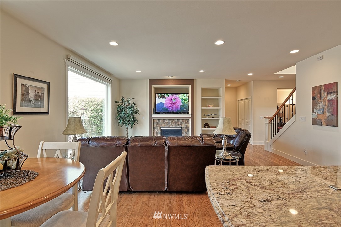 4018 166th Place Southeast Bothell, WA 98012 - Photo 8 of 25