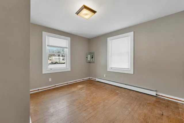 $515,000 | 633 Daniel Webster Highway, Merrimack, NH 03054