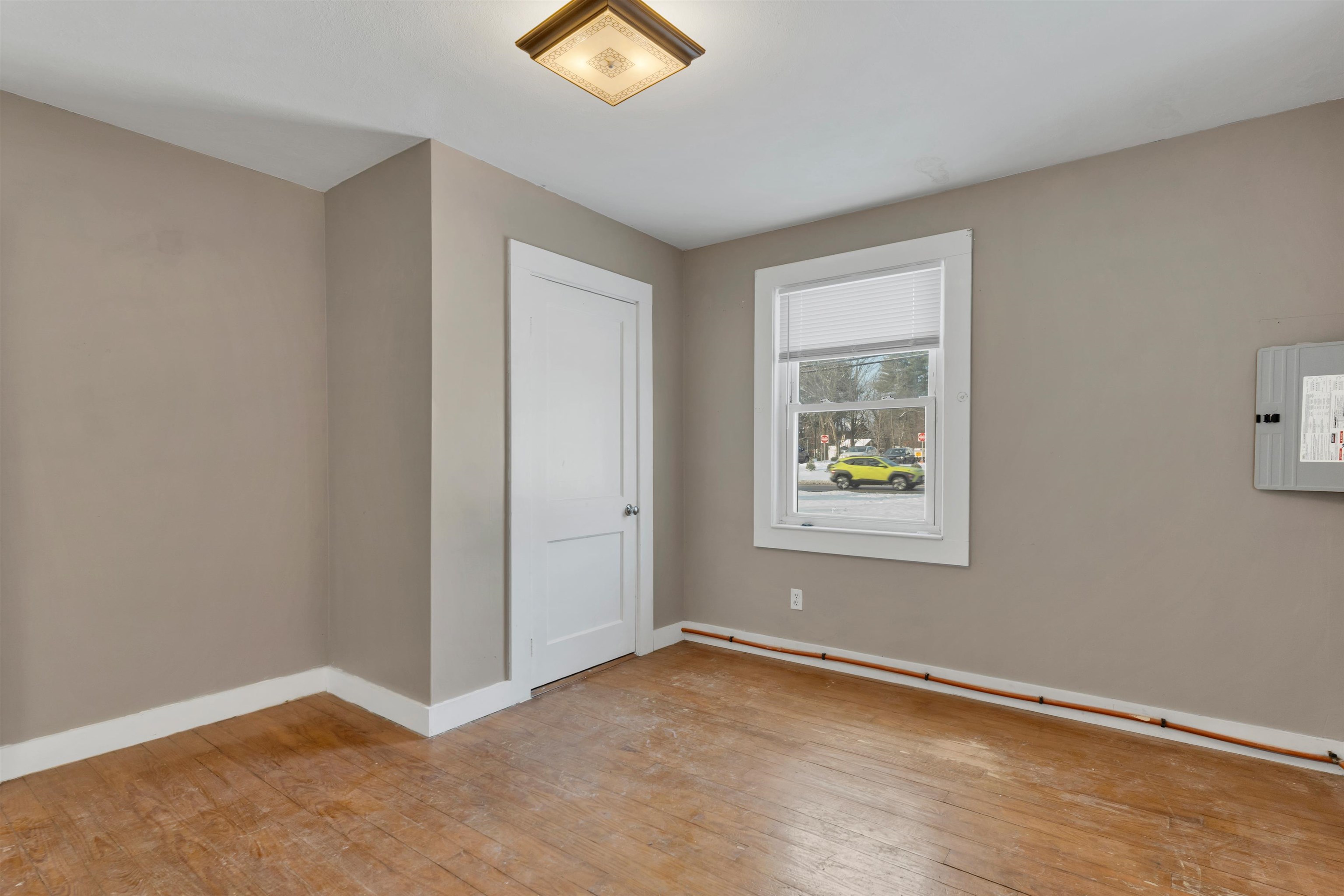 633 Daniel Webster Highway Merrimack, NH 03054 - Photo 16 of 32