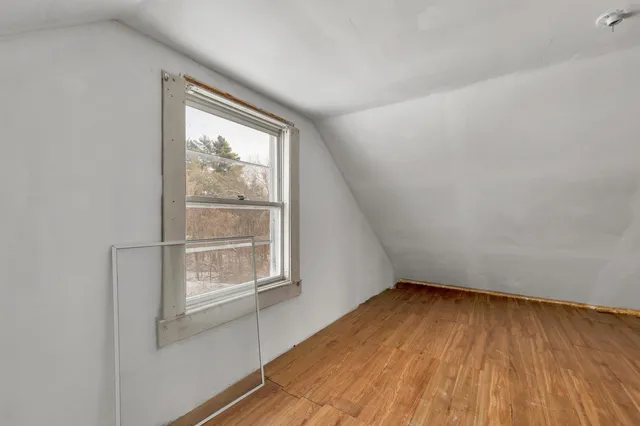 $515,000 | 633 Daniel Webster Highway, Merrimack, NH 03054