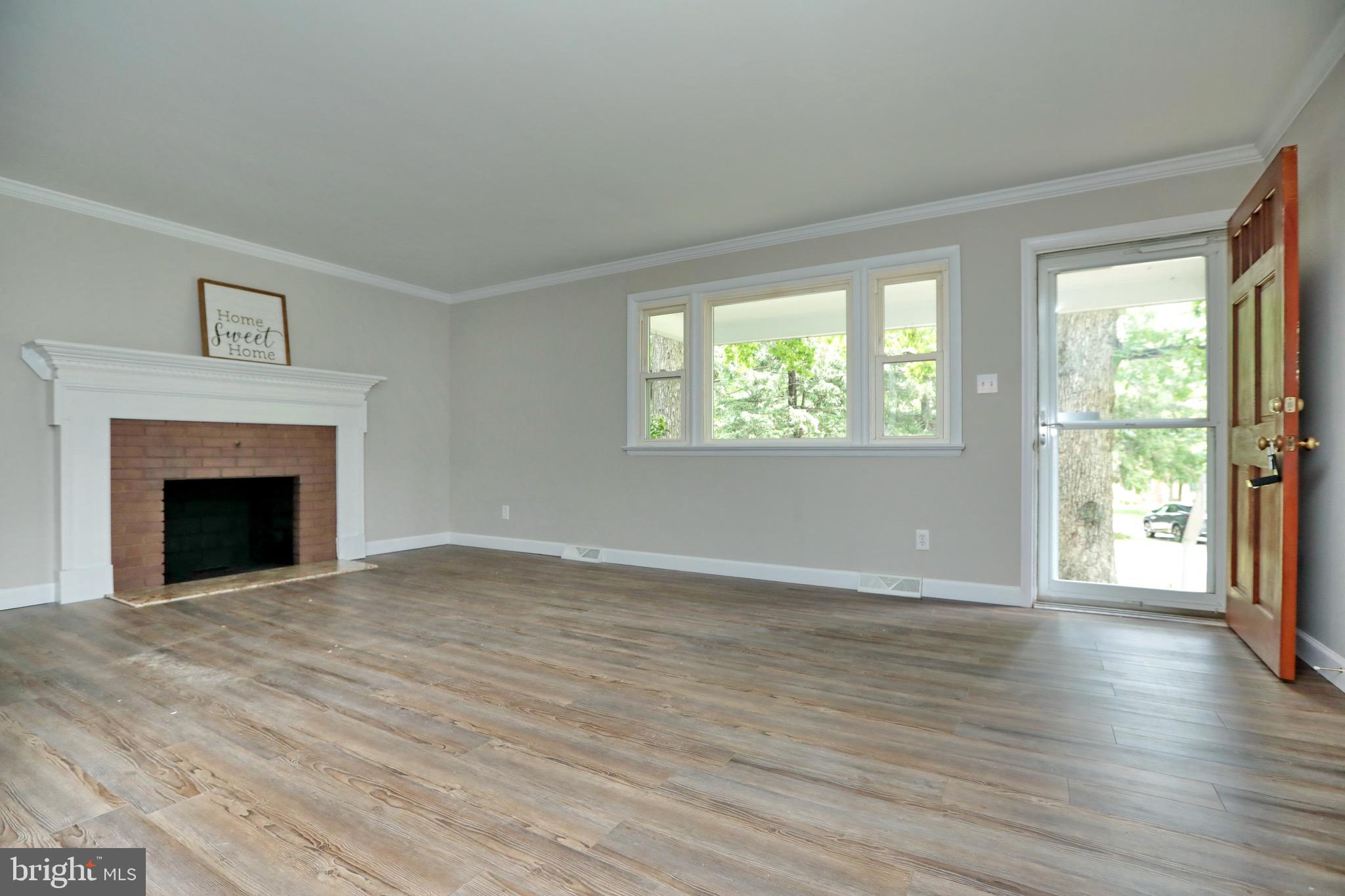 311 Manning Road East Accokeek, MD 20607 - Photo 2 of 50