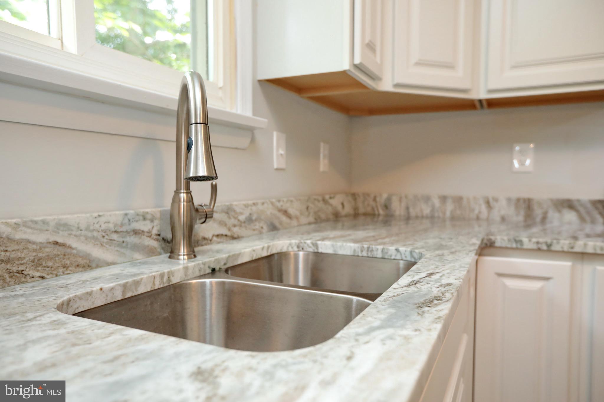 311 Manning Road East Accokeek, MD 20607 - Photo 14 of 50