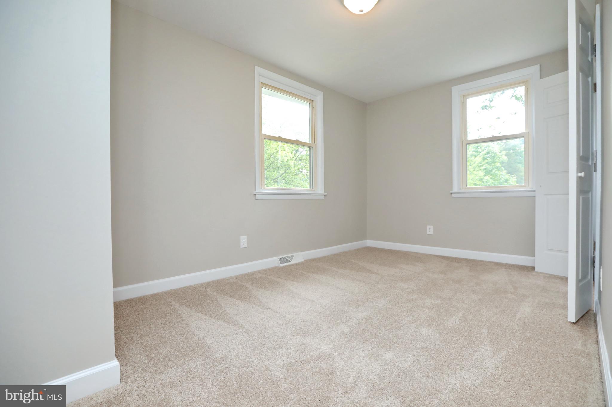 311 Manning Road East Accokeek, MD 20607 - Photo 20 of 50