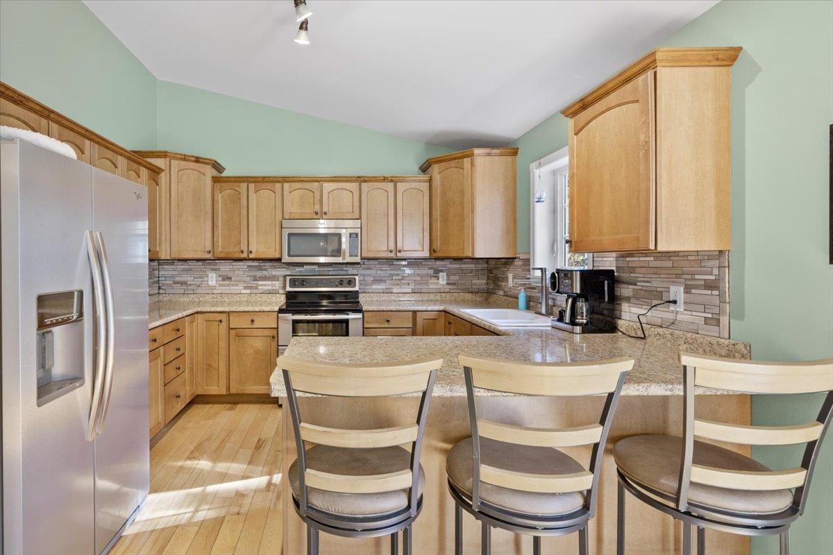 237 Hillside Lane Fletcher, VT 05448 - Photo 8 of 45