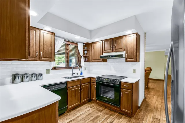 $420,000 | 4111 Farhills Drive, Champaign, IL 61822