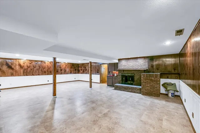 $420,000 | 4111 Farhills Drive, Champaign, IL 61822