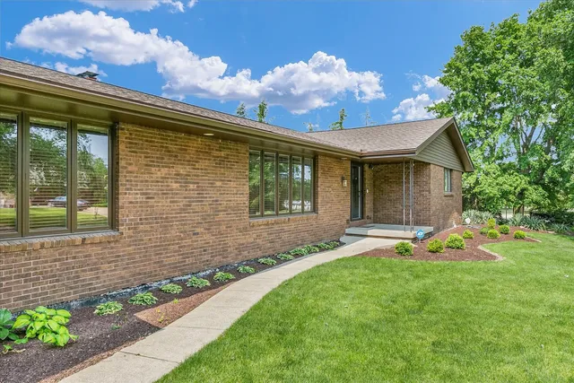 $420,000 | 4111 Farhills Drive, Champaign, IL 61822