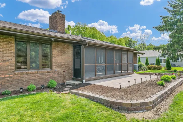 $420,000 | 4111 Farhills Drive, Champaign, IL 61822