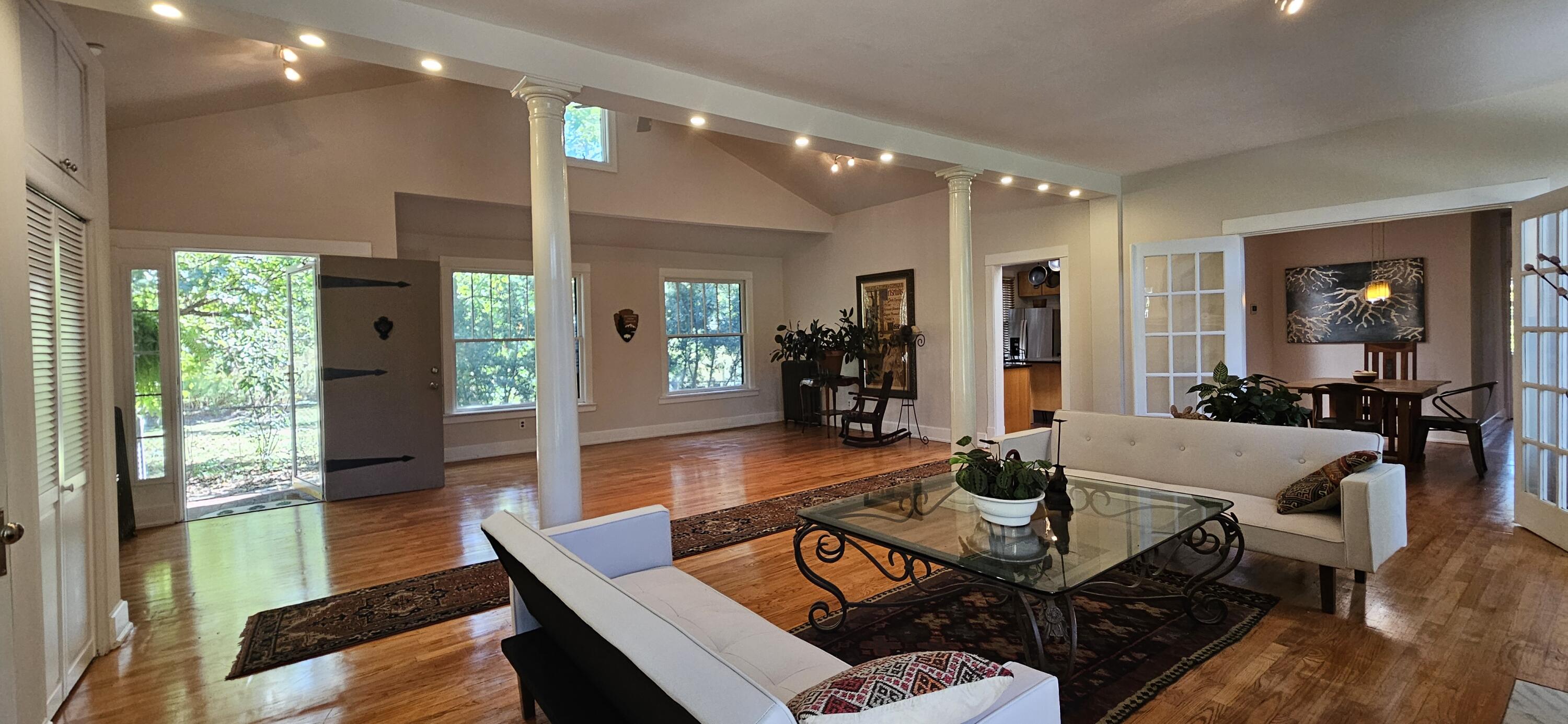 6225 Forest Avenue Gary, IN 46403 - Photo 11 of 144 3000x1386