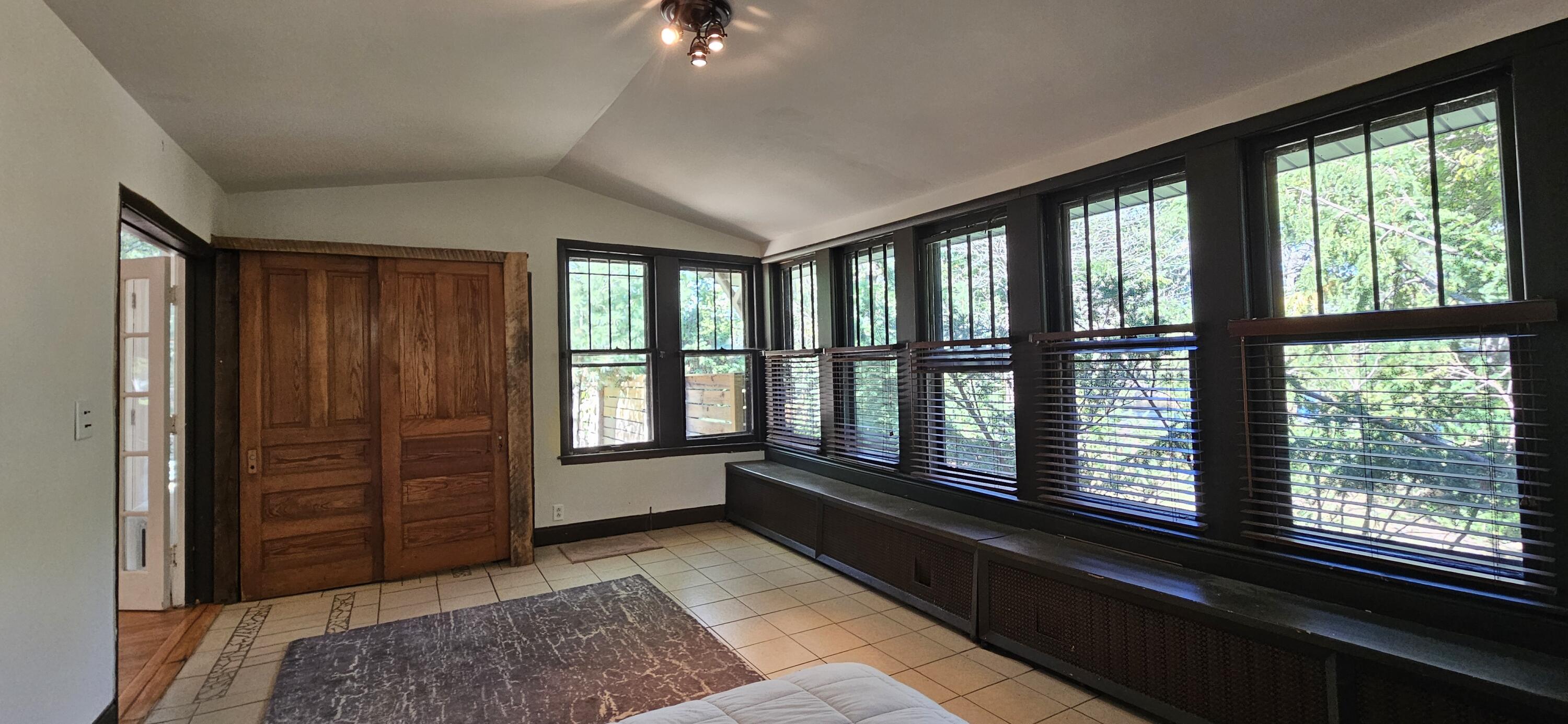 6225 Forest Avenue Gary, IN 46403 - Photo 15 of 144 3000x1386