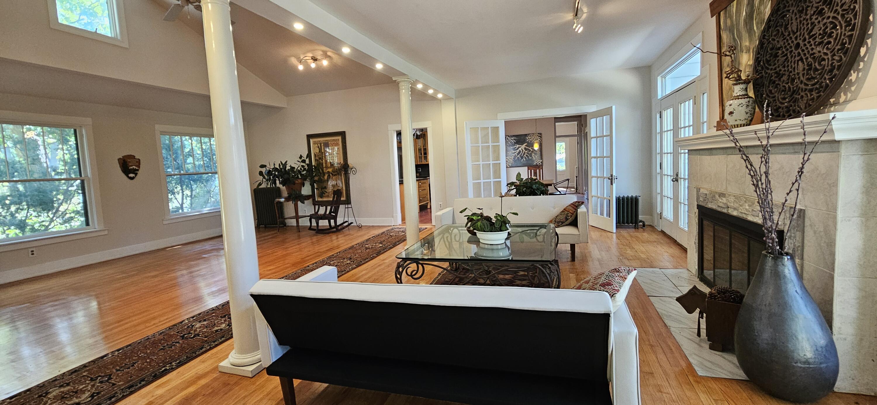 6225 Forest Avenue Gary, IN 46403 - Photo 16 of 144 3000x1386