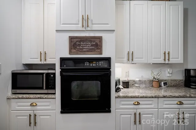 $479,900 | 1575 Lewis Farm Road, Kings Mountain, NC 28086