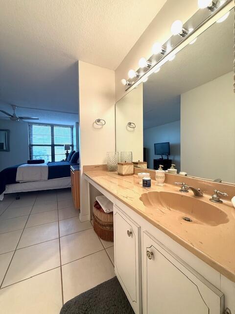 4 Royal Palm Way, Unit 601 Boca Raton, FL 33432 - Photo 29 of 59 4 Royal- Pic 80