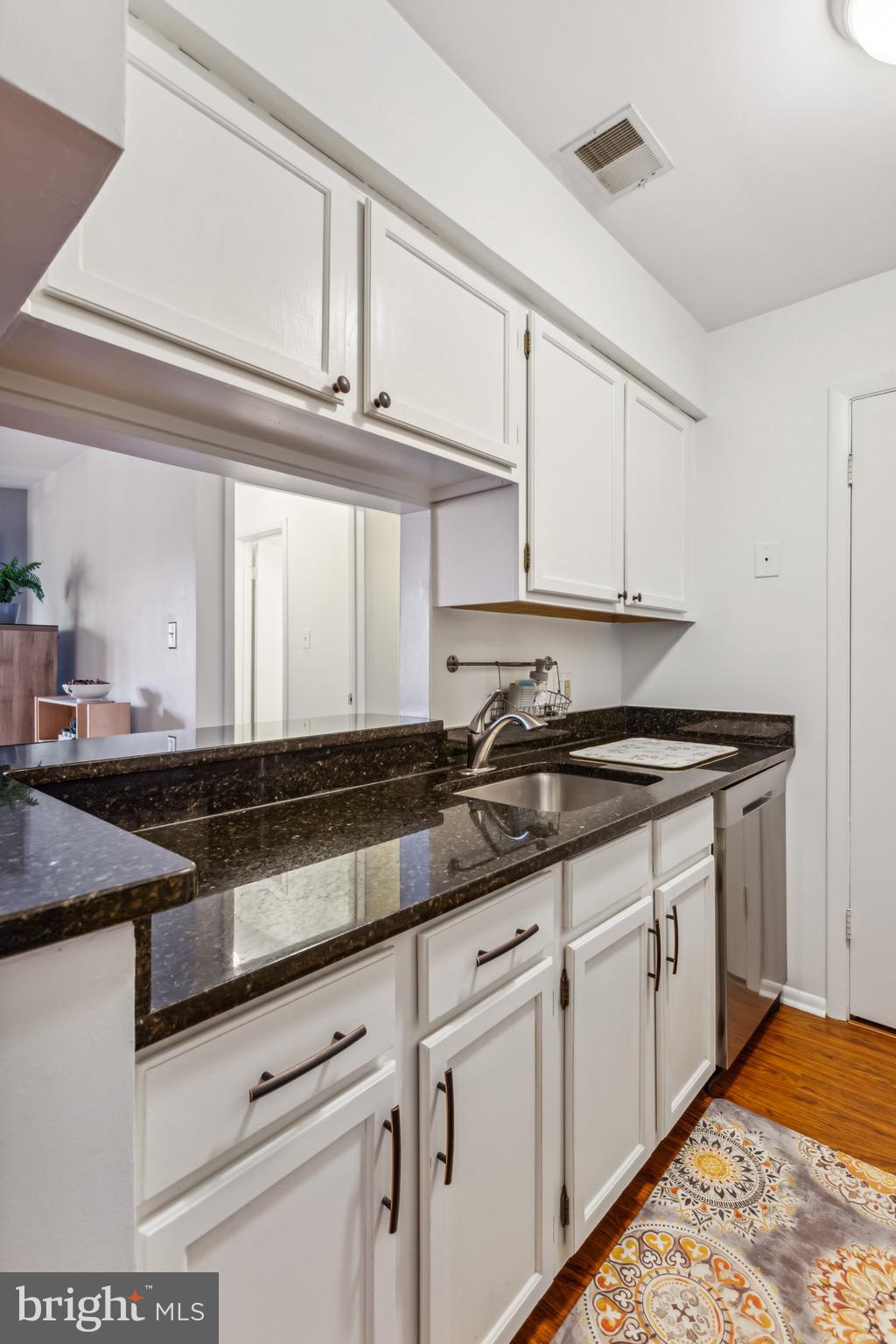 5355 Smooth Meadow Way, Unit 5 Columbia, MD 21044 - Photo 13 of 30 Pass Through to Living Room
