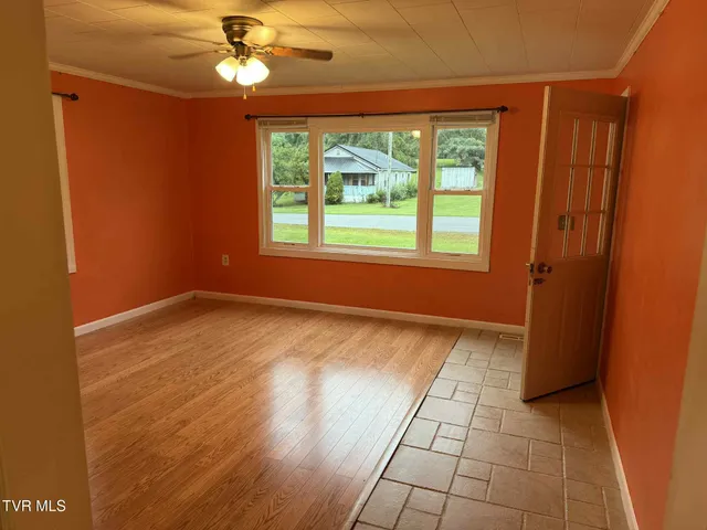 $184,500 | 602 West 2nd Avenue, Big Stone Gap, VA 24219