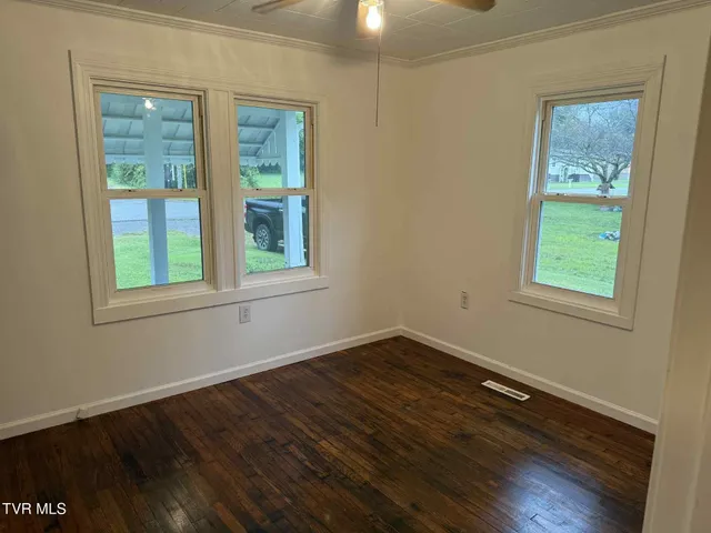 $184,500 | 602 West 2nd Avenue, Big Stone Gap, VA 24219