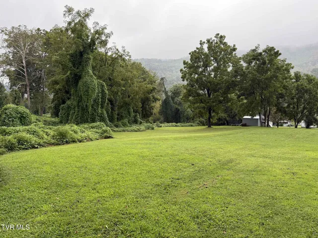 $184,500 | 602 West 2nd Avenue, Big Stone Gap, VA 24219