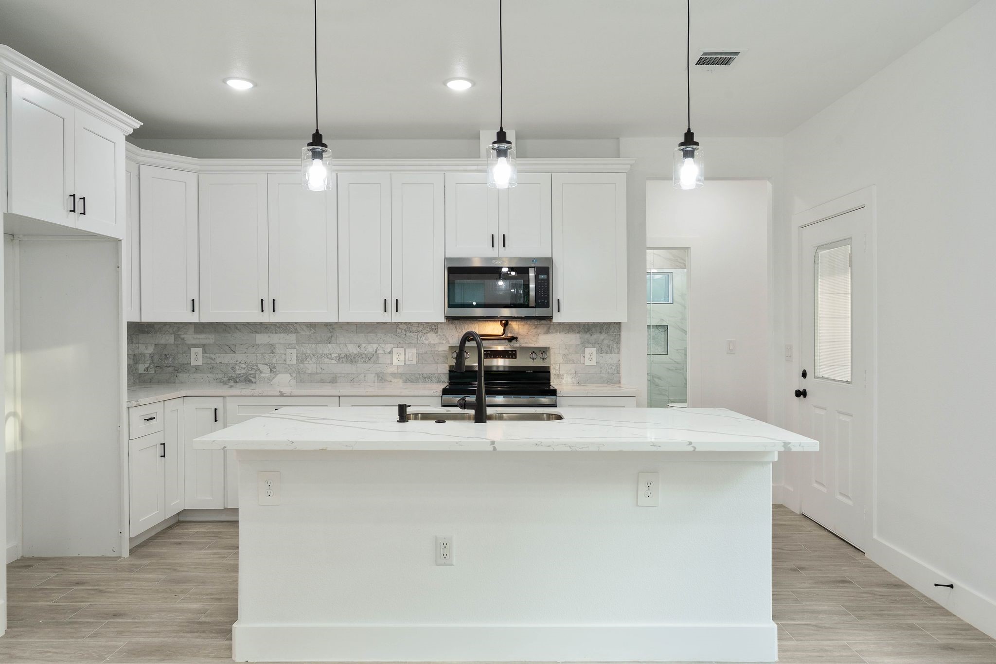 14882 Big Spring Circle Willis, TX 77378 - Photo 12 of 32