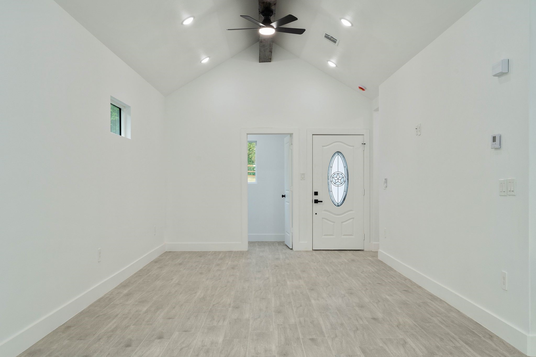 14882 Big Spring Circle Willis, TX 77378 - Photo 7 of 32