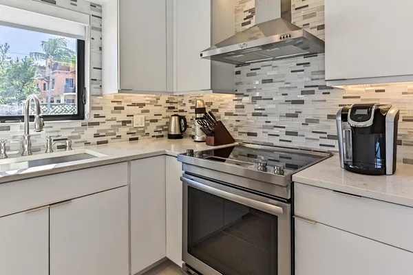 $4,500 | 1955 Northeast 4th Street, Unit 1, Deerfield Beach, FL 33441