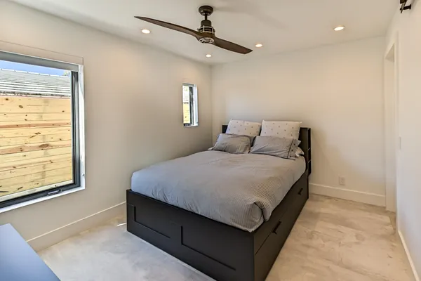 $4,500 | 1955 Northeast 4th Street, Unit 1, Deerfield Beach, FL 33441