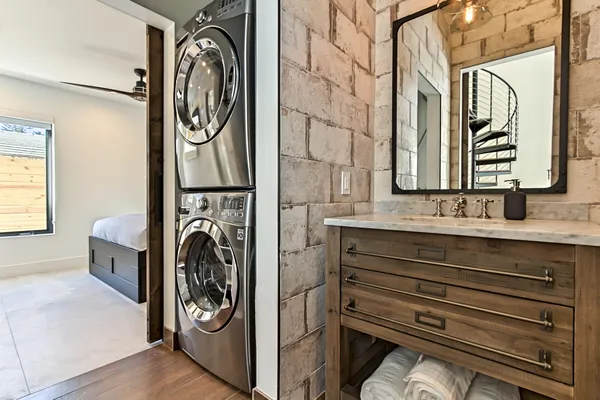 $4,500 | 1955 Northeast 4th Street, Unit 1, Deerfield Beach, FL 33441