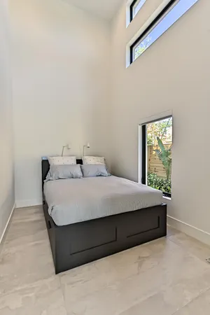 $4,500 | 1955 Northeast 4th Street, Unit 1, Deerfield Beach, FL 33441