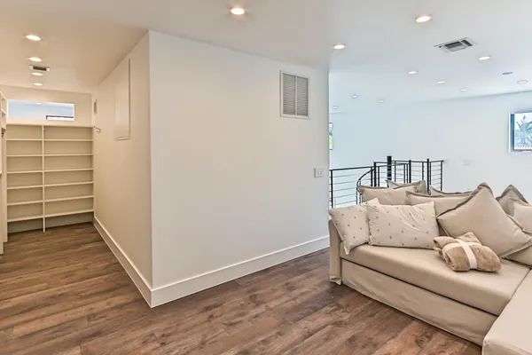 $4,500 | 1955 Northeast 4th Street, Unit 1, Deerfield Beach, FL 33441