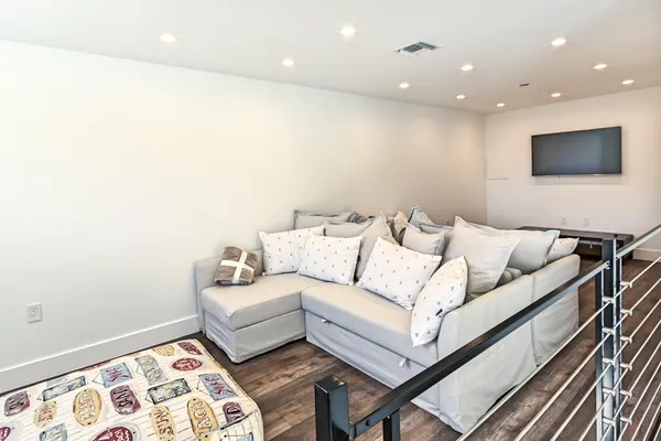 $4,500 | 1955 Northeast 4th Street, Unit 1, Deerfield Beach, FL 33441