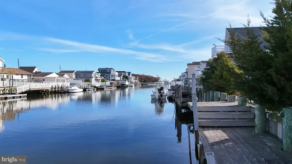 $304,900 | 107 East Sail Drive, Little Egg Harbor, NJ 08087