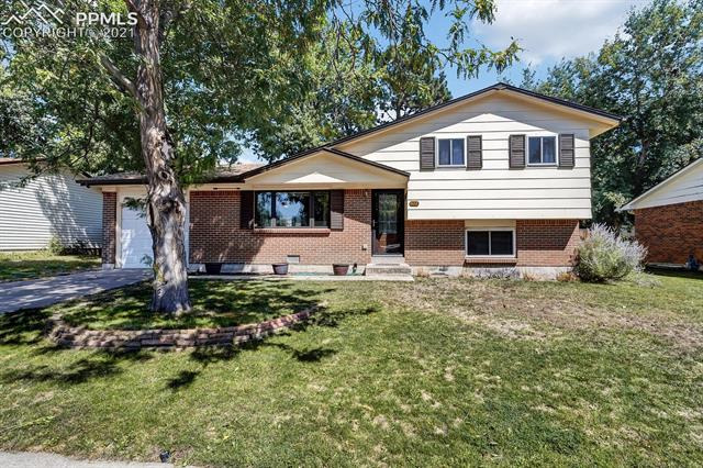 1301 Osgood Road Colorado Springs, CO 80915 - Photo 2 of 28