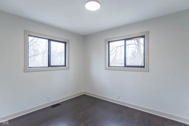 $305,000 | 59 East Greencastle Road, Mooresville, IN 46158