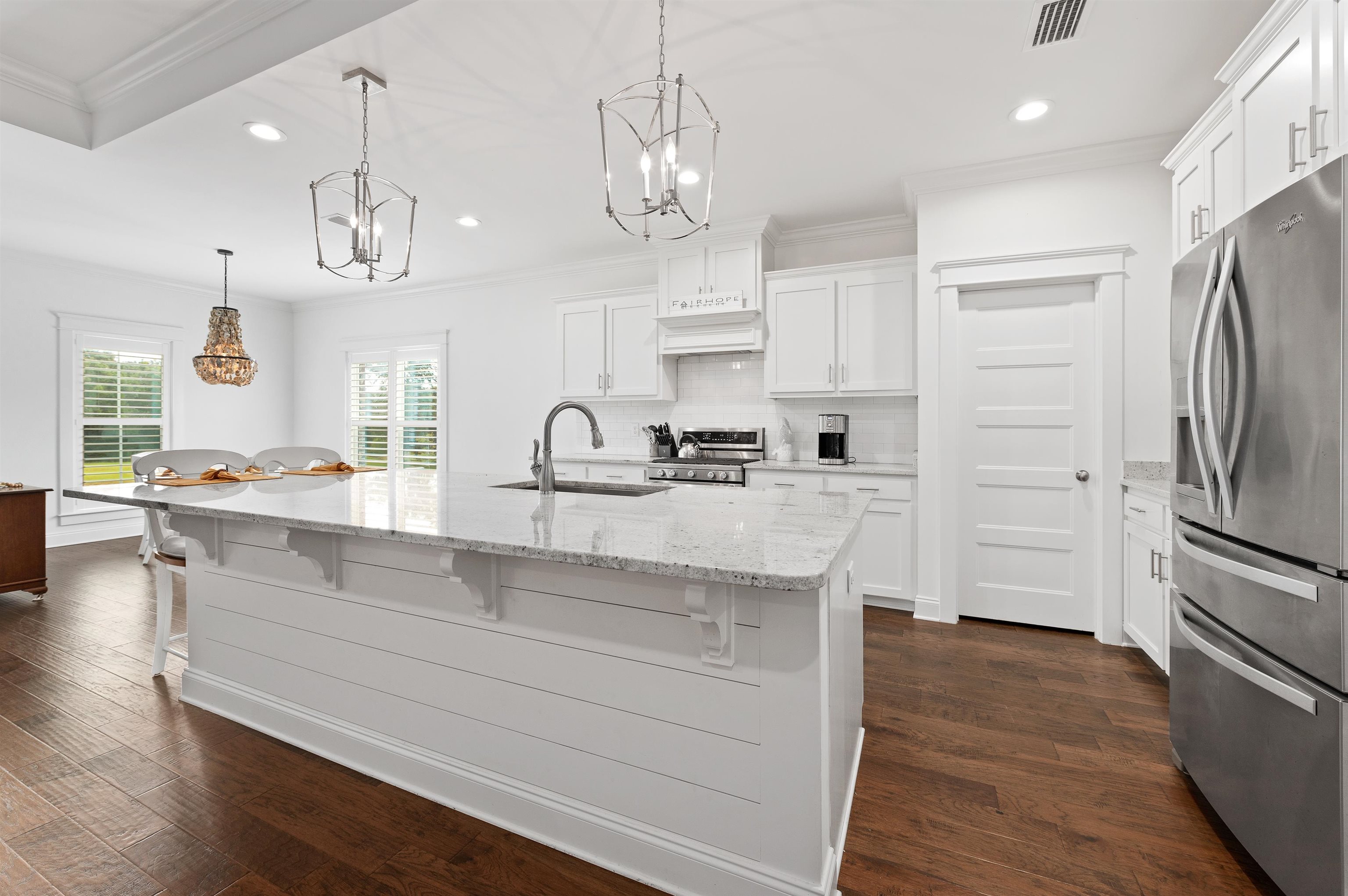 322 Garrison Boulevard Fairhope, AL 36532 - Photo 17 of 42 Kitchen