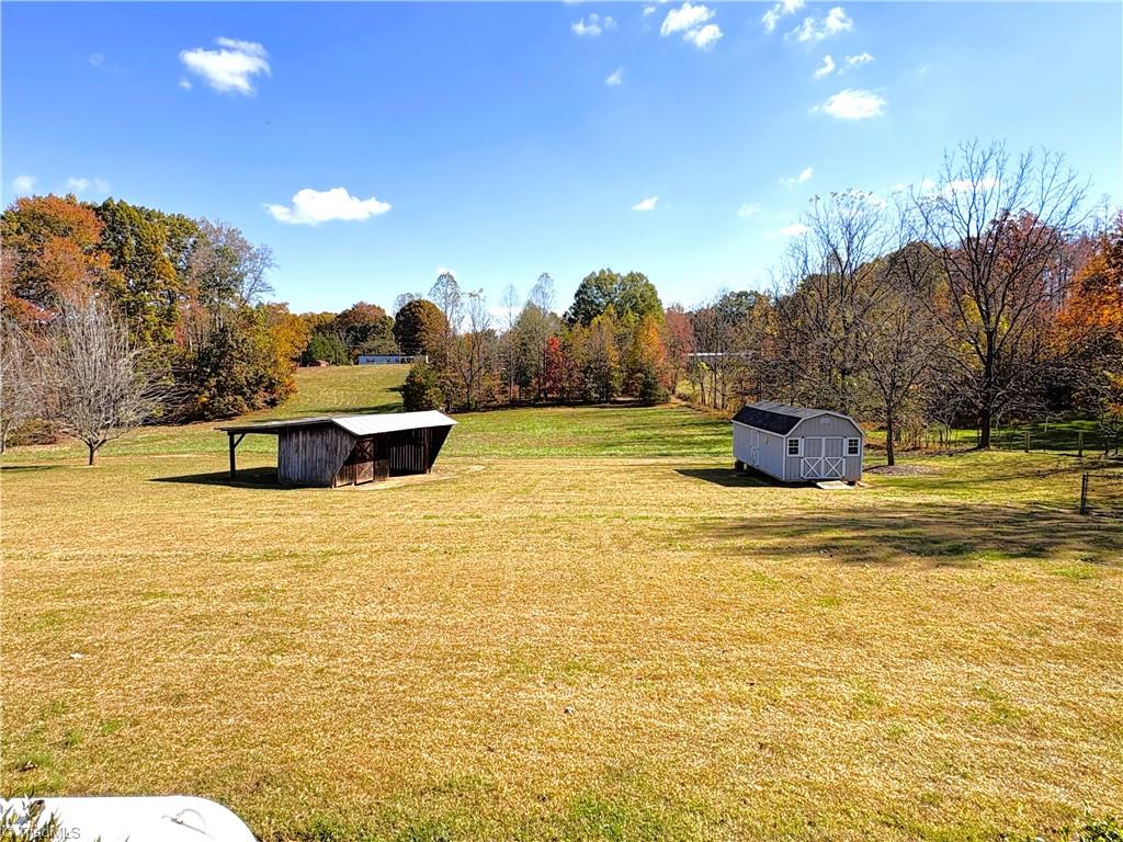 613 Barker Road Summerfield, NC 27358 - Photo 18 of 50