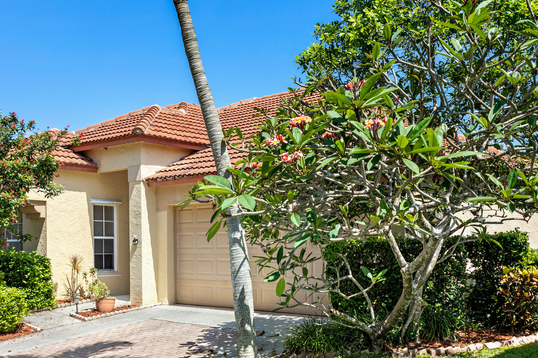 3072 Casa Rio Court Riviera Beach, FL 33418 - Photo 20 of 32 3072CasaRio_02_MLS