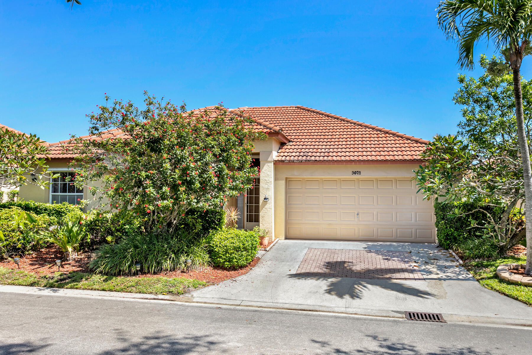 3072 Casa Rio Court Riviera Beach, FL 33418 - Photo 3 of 32 3072CasaRio_01_MLS