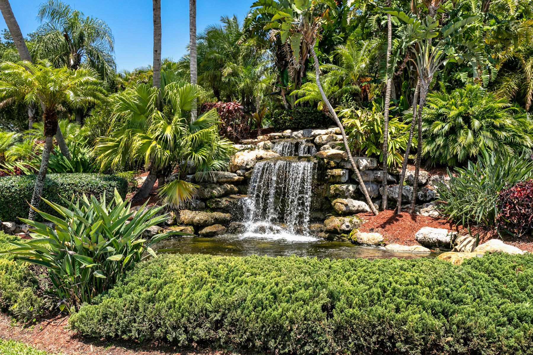 3072 Casa Rio Court Riviera Beach, FL 33418 - Photo 31 of 32 Woodbine Waterfall