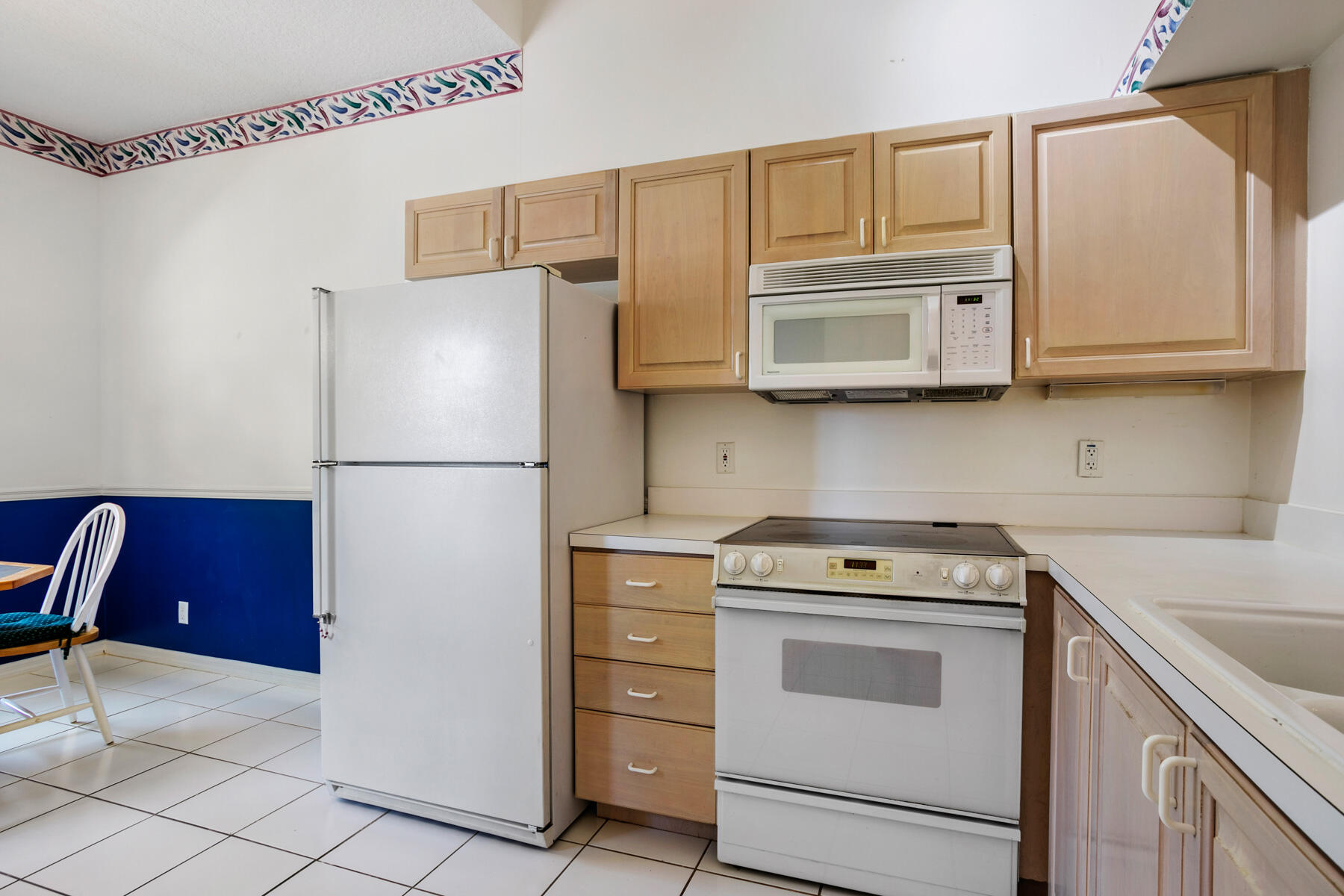 3072 Casa Rio Court Riviera Beach, FL 33418 - Photo 7 of 32 3072CasaRio_05_MLS