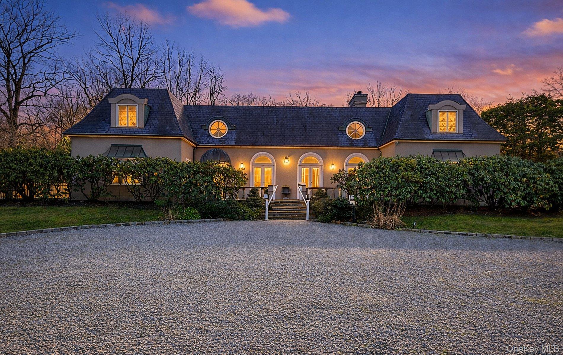 38 Tiffany Road Oyster Bay, NY 11771 - Photo 4 of 50 Twight View of front of house