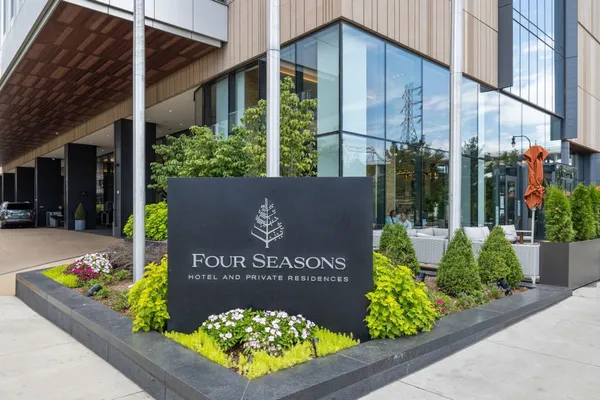 $13,000 | 160 2nd Avenue South, Unit 2102, Nashville, TN 37201