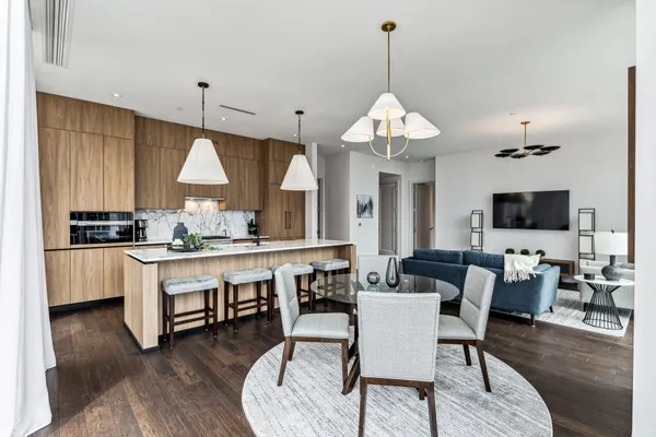 $13,000 | 160 2nd Avenue South, Unit 2102, Nashville, TN 37201
