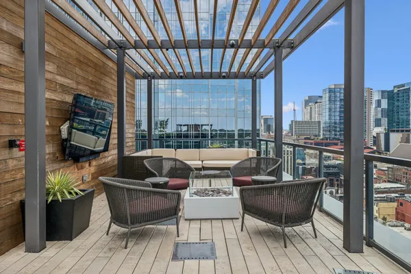 $13,000 | 160 2nd Avenue South, Unit 2102, Nashville, TN 37201