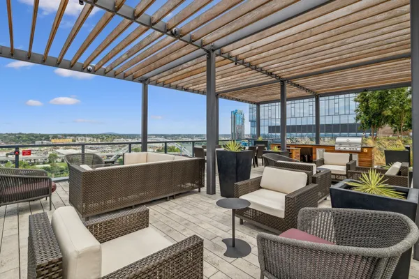 $13,000 | 160 2nd Avenue South, Unit 2102, Nashville, TN 37201