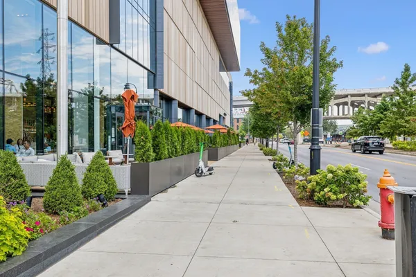 $13,000 | 160 2nd Avenue South, Unit 2102, Nashville, TN 37201
